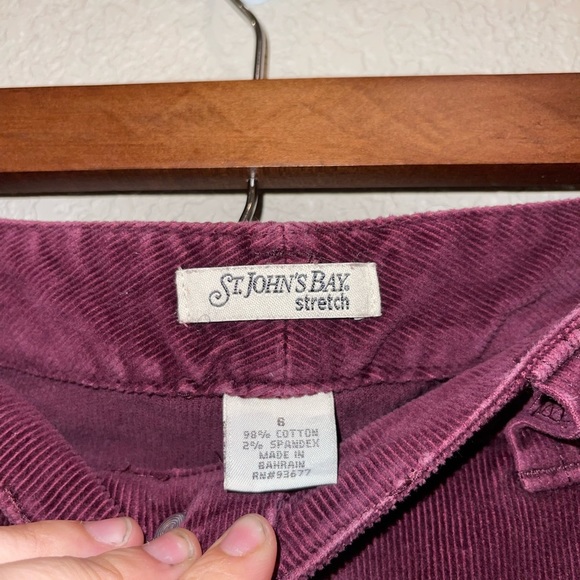 ST John’s Bay Burgundy Stretch Corduroy Boot Cut Pants Boho Country Size 6 - Picture 5 of 8
